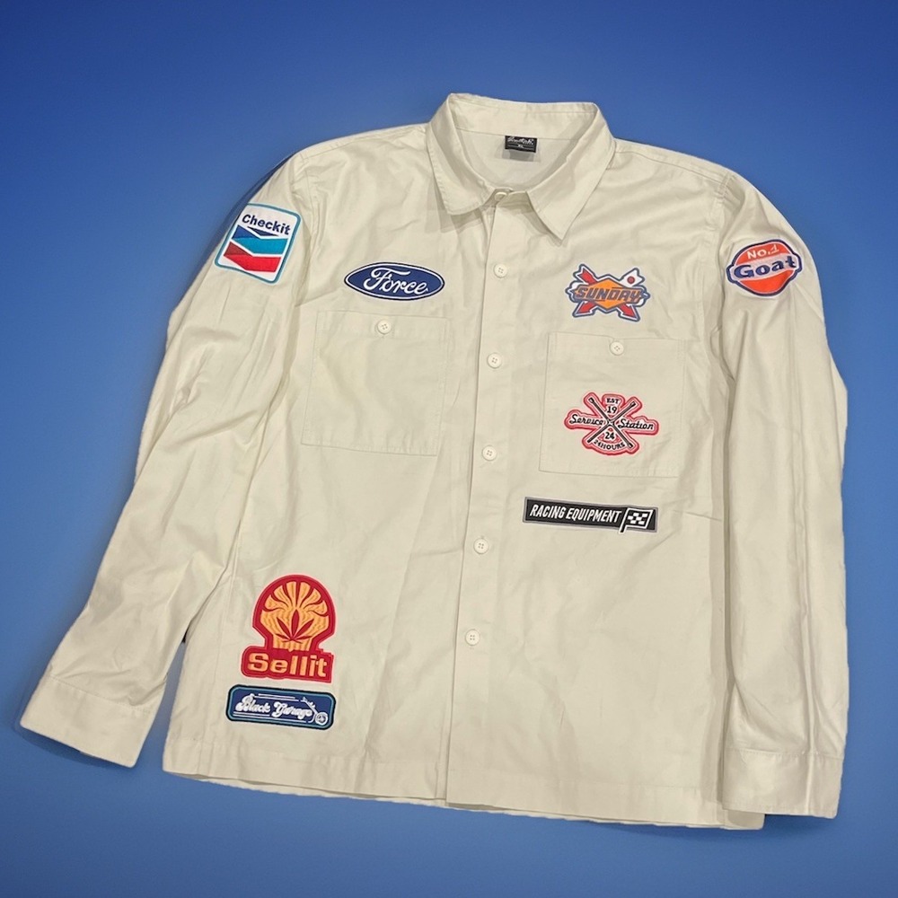 Switch Remarkable Button Up Shirt Mens Large Beige Racing‎ Patches Pockets Sz XL